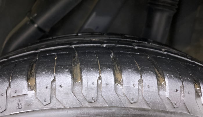 2021 Hyundai Verna SX (O)1.5 VTVT, Petrol, Manual, 14,959 km, Left Rear Tyre Tread