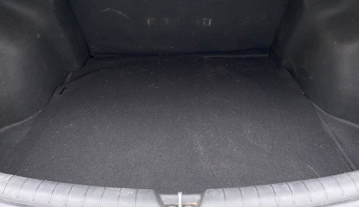 2021 Hyundai Verna SX (O)1.5 VTVT, Petrol, Manual, 14,959 km, Boot Inside