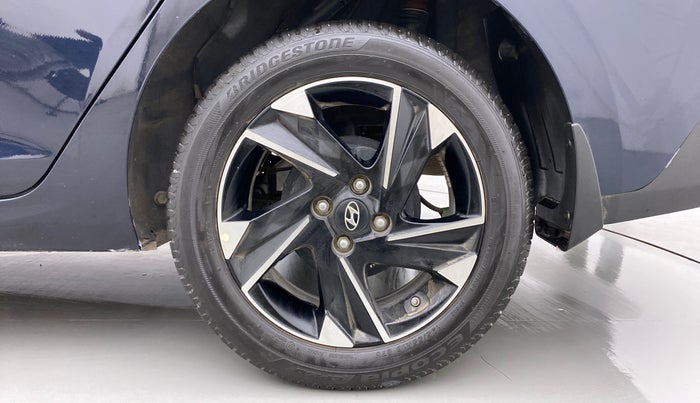 2021 Hyundai Verna SX (O)1.5 VTVT, Petrol, Manual, 14,959 km, Left Rear Wheel