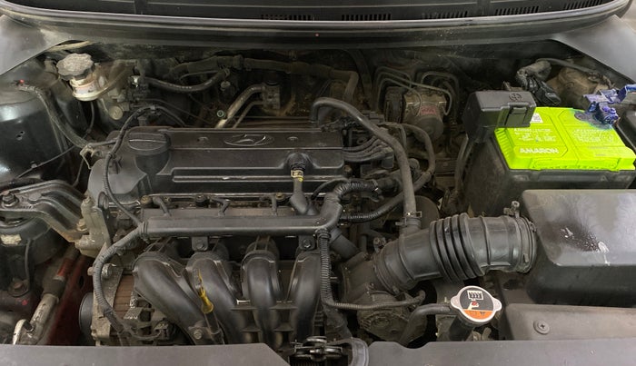 2016 Hyundai i20 Active 1.2 SX, Petrol, Manual, 70,446 km, Engine View