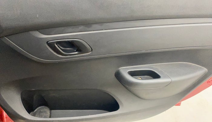 2016 Renault Kwid RXT 0.8, Petrol, Manual, 74,479 km, Driver Side Door Panels Control