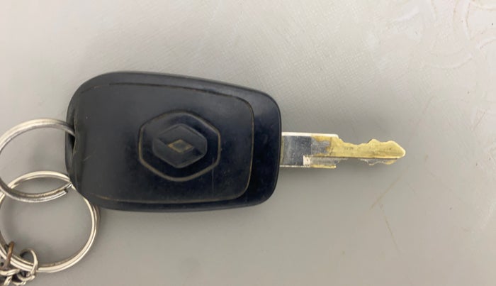 2016 Renault Kwid RXT 0.8, Petrol, Manual, 74,479 km, Key Close Up