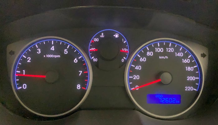 2013 Hyundai i20 SPORTZ 1.2, Petrol, Manual, 72,601 km, Odometer Image