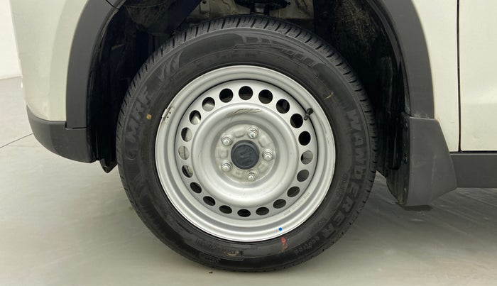 2022 Maruti Vitara Brezza LXI, Petrol, Manual, 1,695 km, Left Front Wheel