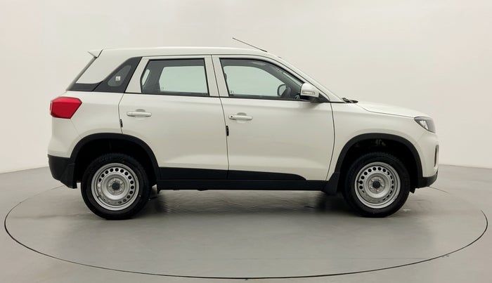 2022 Maruti Vitara Brezza LXI, Petrol, Manual, 1,695 km, Right Side View