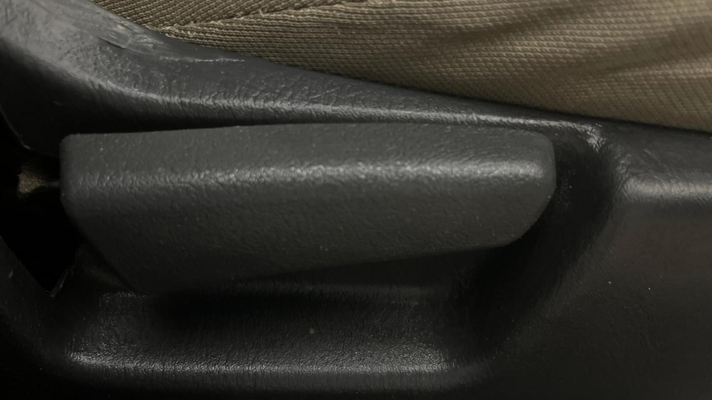 2016 Maruti Alto K10 VXI, Petrol, Manual, 34,923 km, Driver Side Adjustment Panel