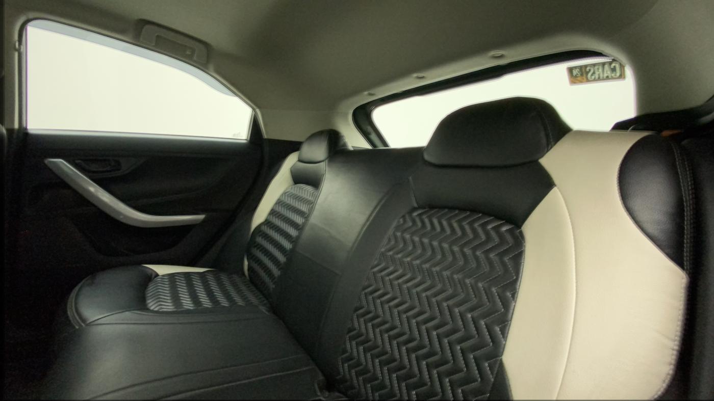 2022 Tata NEXON XM SUNROOF PETROL, Petrol, Manual, 13,536 km, Right Side Rear Door Cabin