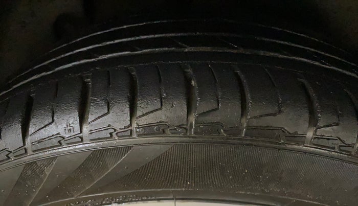 2021 KIA SELTOS X LINE 1.4 PETROL DCT, Petrol, Automatic, 37,621 km, Right Rear Tyre Tread