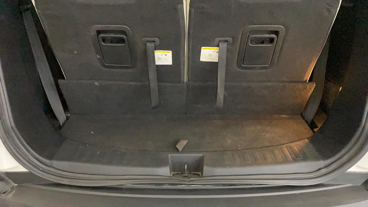 2022 Tata Safari XZ PLUS GOLD, Diesel, Manual, 47,416 km, Boot Inside