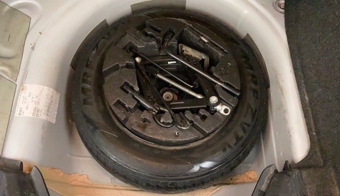 2018 Volkswagen Ameo Trendline 1.0, Petrol, Manual, 55,482 km, Spare Tyre