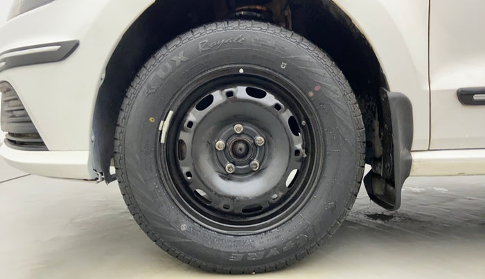 2018 Volkswagen Ameo Trendline 1.0, Petrol, Manual, 55,482 km, Left Front Wheel