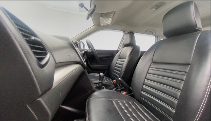 2020 Maruti Vitara Brezza VXI, Petrol, Manual, 37,548 km, Right Side Front Door Cabin