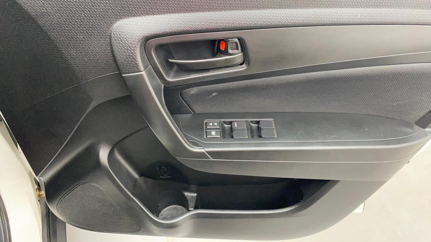 2020 Maruti Vitara Brezza VXI, Petrol, Manual, 37,548 km, Driver Side Door Panels Control