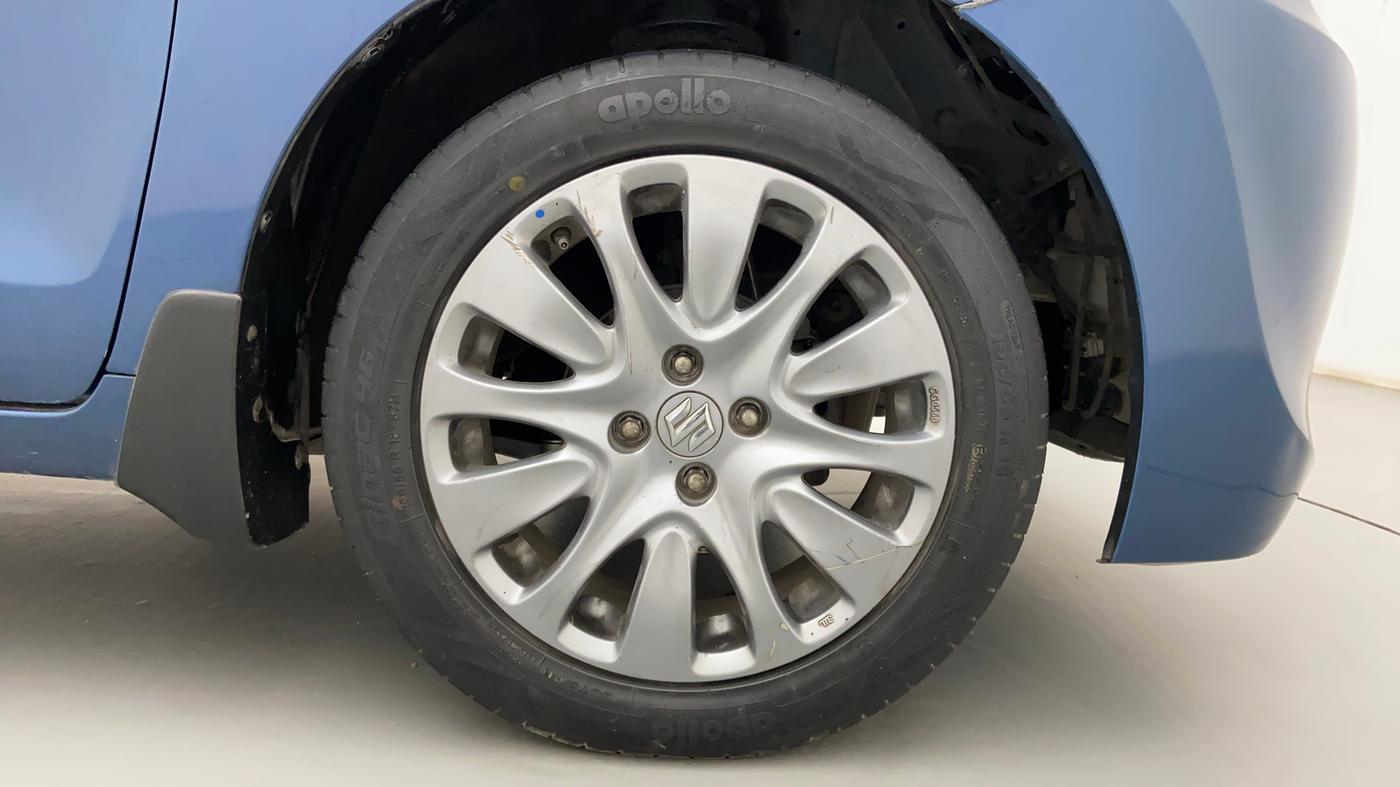 2016 Maruti Baleno ZETA CVT PETROL 1.2, Petrol, Automatic, 78,363 km, Right Front Wheel