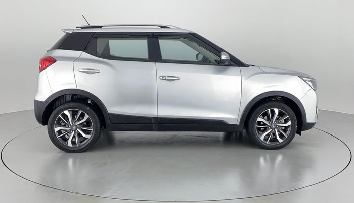 2019 Mahindra XUV300 W8(O), Diesel, Manual, 52,637 km, Right Side View