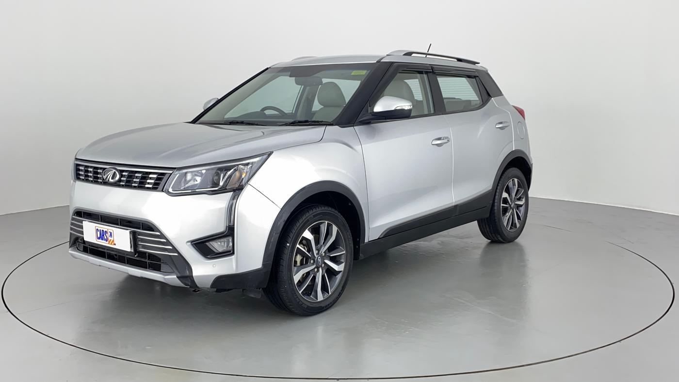2019 Mahindra XUV300 W8(O), Diesel, Manual, 52,637 km, Left Front Diagonal