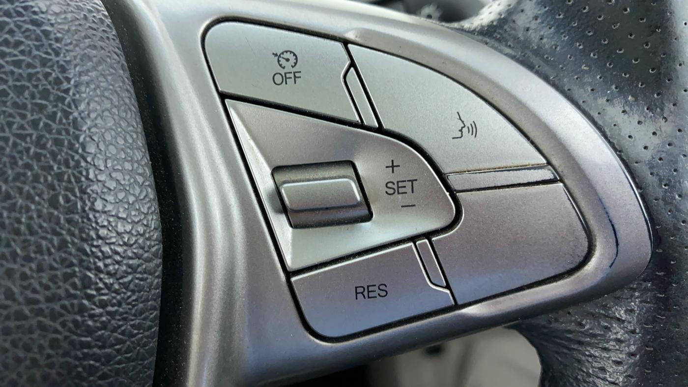 2019 Mahindra XUV300 W8(O), Diesel, Manual, 52,637 km, Adaptive Cruise Control