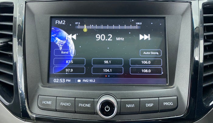 2019 Mahindra XUV300 W8(O), Diesel, Manual, 52,637 km, Infotainment System