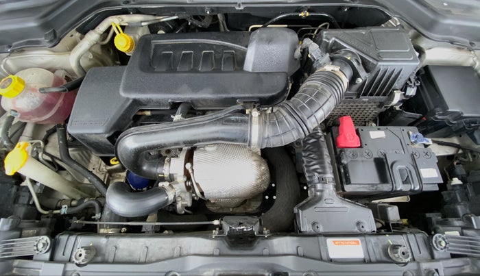 2019 Mahindra XUV300 W8(O), Diesel, Manual, 52,637 km, Open Bonet