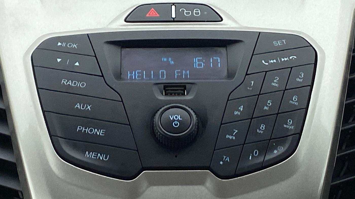 2014 Ford Ecosport 1.5 TREND TI VCT, Petrol, Manual, 91,804 km, Infotainment System