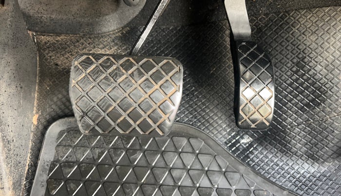 2020 Skoda Rapid AMBITION AT TSI, Petrol, Automatic, 41,707 km, Pedals