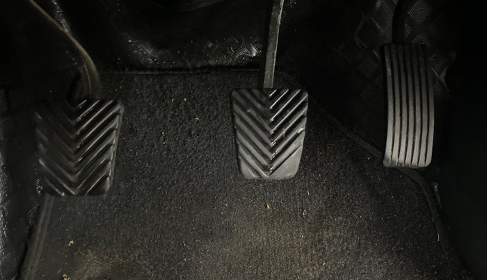 2017 Hyundai Creta E PLUS 1.6 PETROL, Petrol, Manual, 35,825 km, Pedals