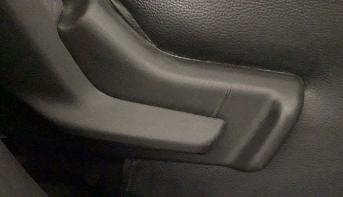 2018 Maruti Swift LXI, Petrol, Manual, 38,898 km, Driver Side Adjustment Panel