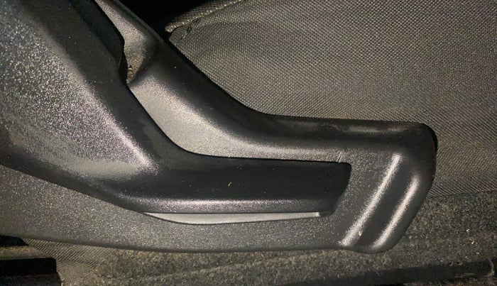 2017 Maruti Baleno DELTA PETROL 1.2, Petrol, Manual, 76,921 km, Driver Side Adjustment Panel