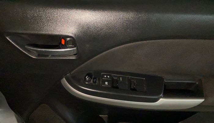 2017 Maruti Baleno DELTA PETROL 1.2, Petrol, Manual, 76,921 km, Driver Side Door Panels Control