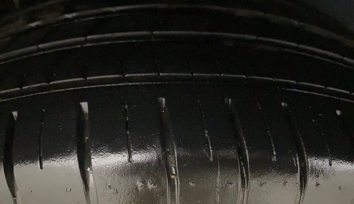 2017 Hyundai Elite i20 ASTA 1.2 (O), Petrol, Manual, 48,265 km, Right Rear Tyre Tread