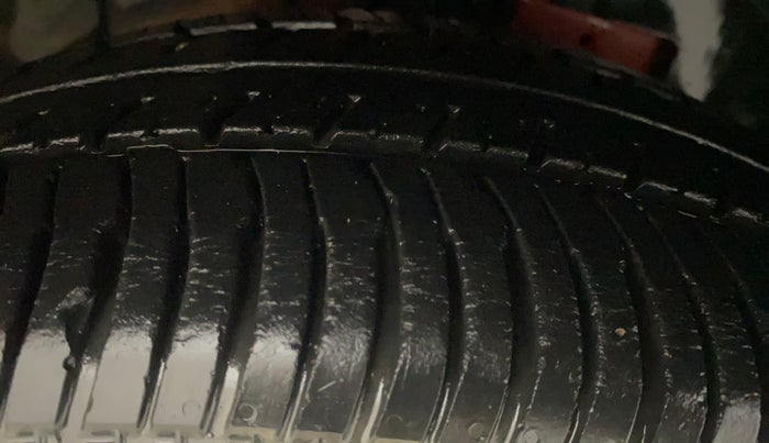 2019 Ford Ecosport TITANIUM 1.5L PETROL, Petrol, Manual, 25,870 km, Right Front Tyre Tread