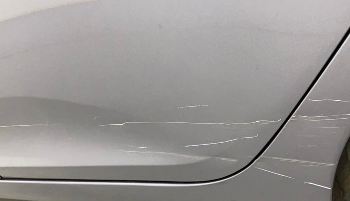2016 Hyundai Eon SPORTZ, Petrol, Manual, 37,270 km, Rear left door - Slightly dented