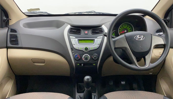 2016 Hyundai Eon SPORTZ, Petrol, Manual, 37,270 km, Dashboard