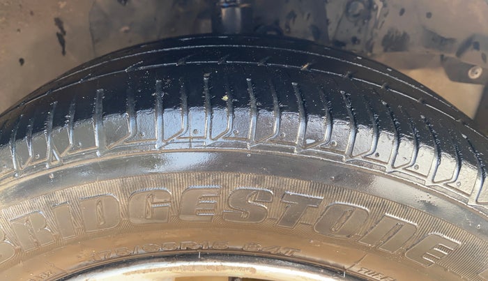 2015 Honda Jazz 1.5L I-DTEC VX, Diesel, Manual, 97,202 km, Right Front Tyre Tread