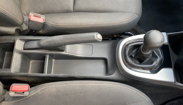 2015 Honda Jazz 1.5L I-DTEC VX, Diesel, Manual, 97,202 km, Gear Lever