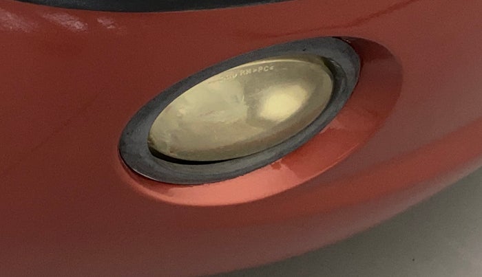 2010 Hyundai i10 SPORTZ 1.2, Petrol, Manual, 1,10,341 km, Right fog light - Not working
