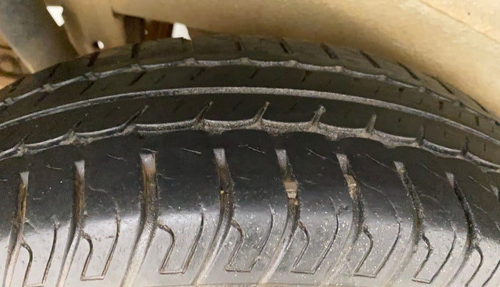 2017 Maruti Wagon R 1.0 VXI AMT, Petrol, Automatic, 31,154 km, Right Rear Tyre Tread