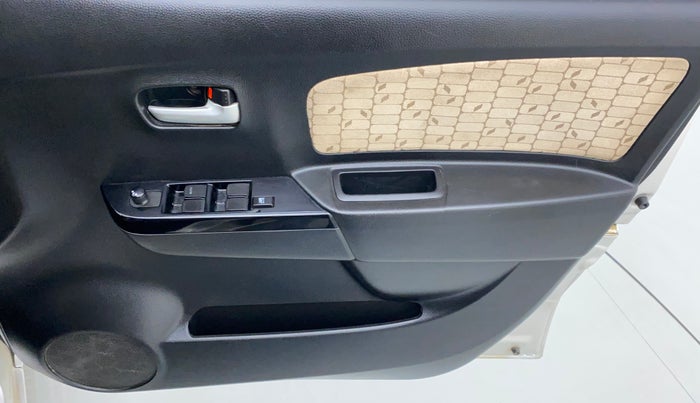 2017 Maruti Wagon R 1.0 VXI AMT, Petrol, Automatic, 31,154 km, Driver Side Door Panels Control
