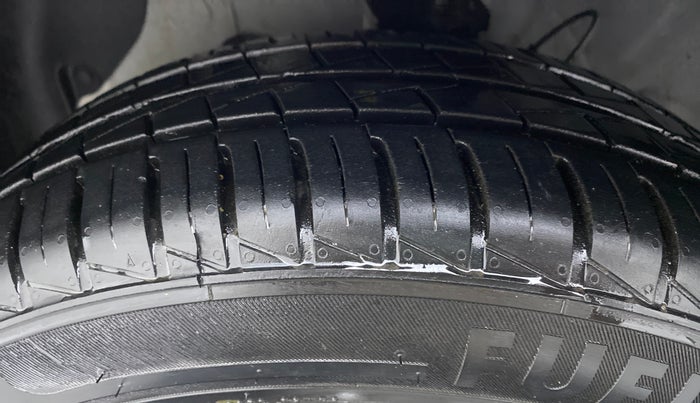 2020 Hyundai GRAND I10 NIOS SPORTZ 1.2 AT, Petrol, Automatic, 3,036 km, Left Front Tyre Tread