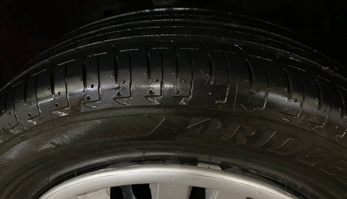 2019 Honda Amaze 1.2L I-VTEC S CVT, Petrol, Automatic, 32,313 km, Right Front Tyre Tread