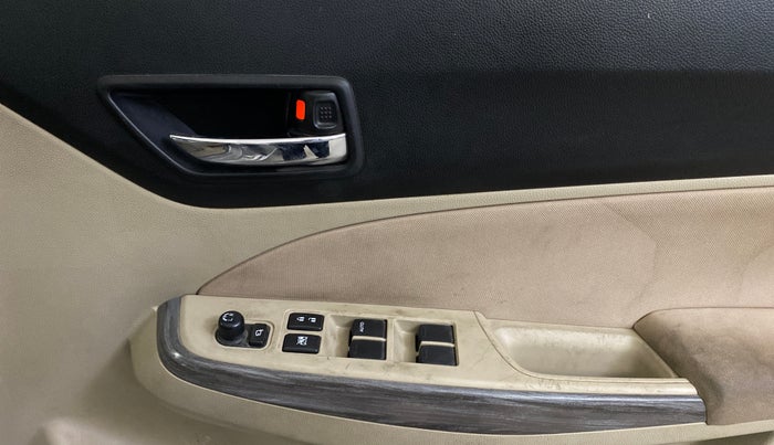 2023 Maruti Dzire ZXI CNG, CNG, Manual, 68,423 km, Driver Side Door Panels Control
