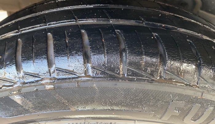 2018 Tata TIGOR XT PETROL, Petrol, Manual, 79,067 km, Right Rear Tyre Tread