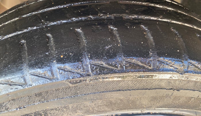 2018 Tata TIGOR XT PETROL, Petrol, Manual, 79,067 km, Left Front Tyre Tread