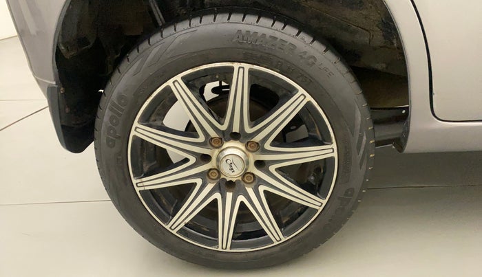 2012 Maruti Wagon R 1.0 VXI, Petrol, Manual, 43,569 km, Right Rear Wheel