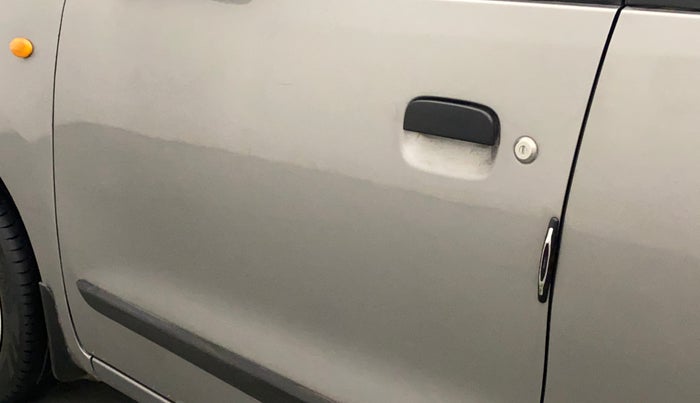 2012 Maruti Wagon R 1.0 VXI, Petrol, Manual, 43,569 km, Front passenger door - Paint has faded