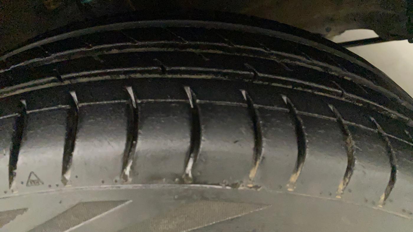 2012 Maruti Wagon R 1.0 VXI, Petrol, Manual, 43,569 km, Left Rear Tyre Tread