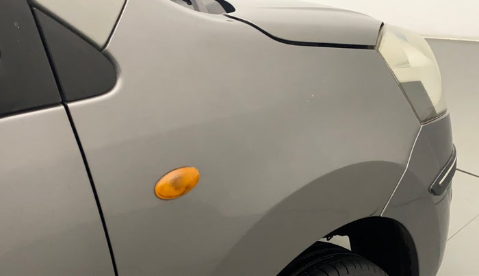 2012 Maruti Wagon R 1.0 VXI, Petrol, Manual, 43,569 km, Right fender - Paint has minor damage