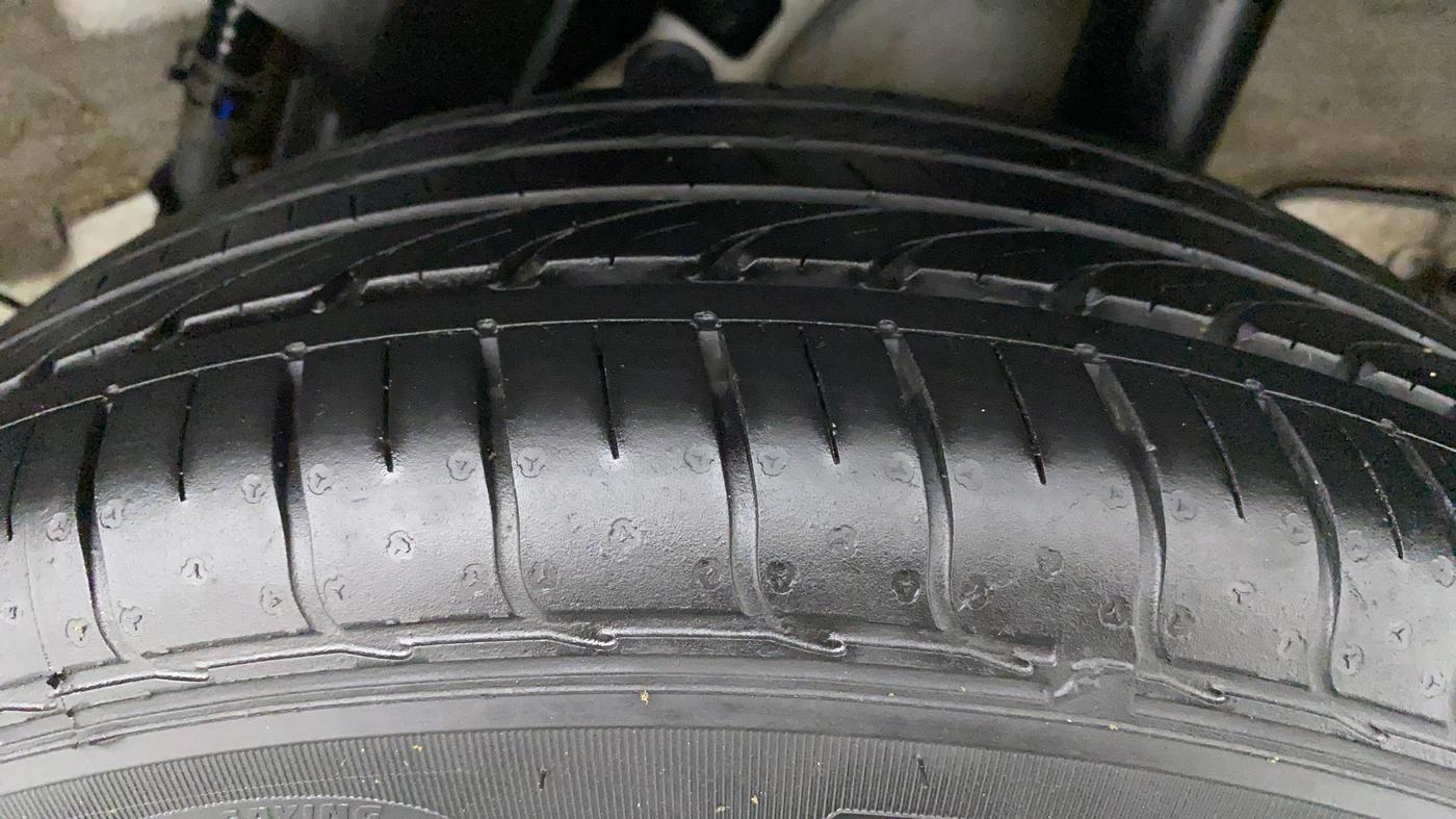 2022 Hyundai VENUE S+ 1.2, Petrol, Manual, 12,610 km, Left Rear Tyre Tread
