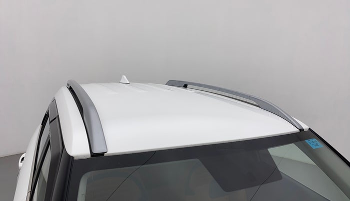 2022 Hyundai VENUE S+ 1.2, Petrol, Manual, 12,610 km, Roof