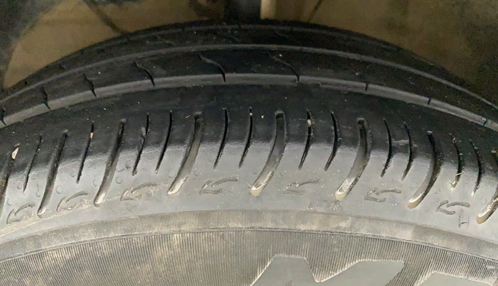 2021 Maruti Baleno SIGMA PETROL 1.2, Petrol, Manual, 40,679 km, Left Front Tyre Tread